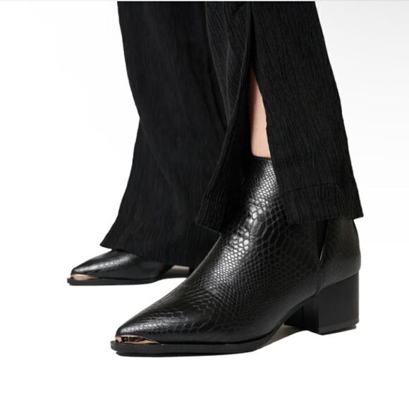 SEVEN7 Madison Python Pointed Bootie - Picture 5 of 15